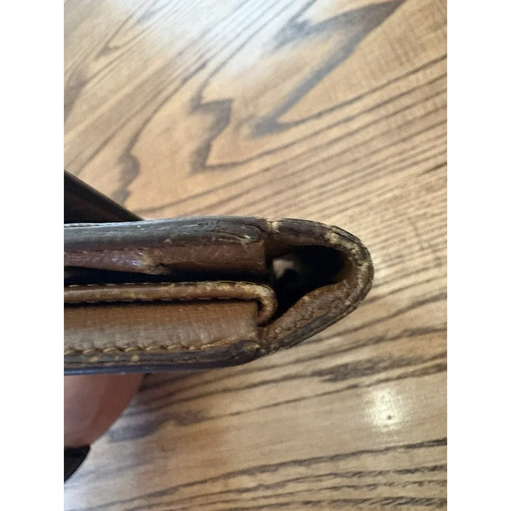 Vintage Louis Vuitton LV Monogram Sarah Wallet Snap Closure Long Credit‎